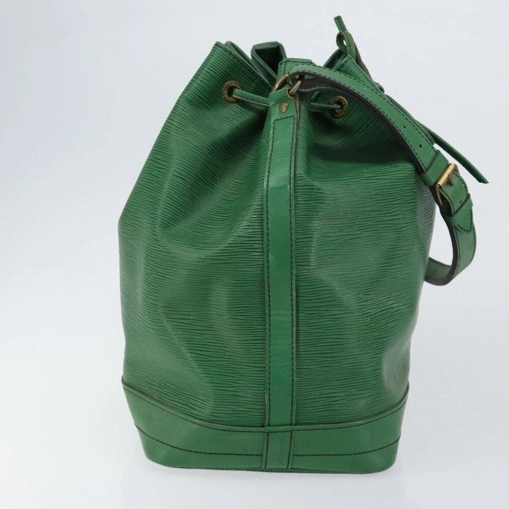 LOUIS VUITTON Epi Noe Shoulder Bag Green - Picture 4 of 16